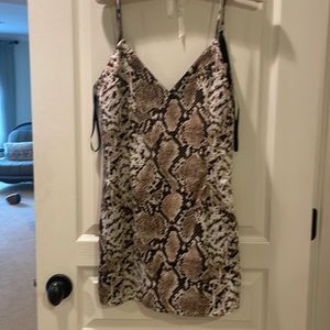 Superdown Marie Deep V Mini Dress (Never worn)